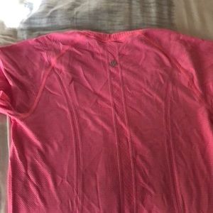 Lululemon Size 8 Pink Short Sleeve
